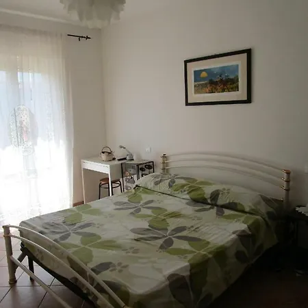 Casa Giulia Poggio Del Sole ヌマーナ